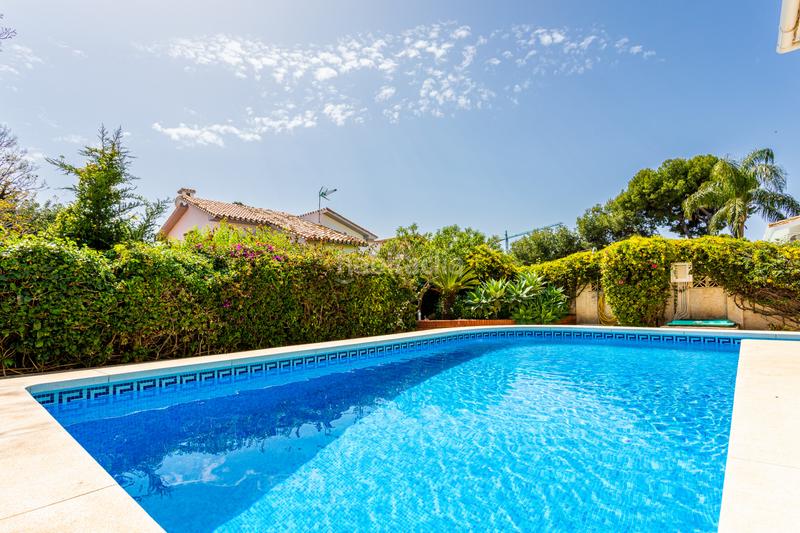 Foto ddd3f6d9-187e-4e4f-9862-559f0b7b09b2. Haus mit pool in Puerto Marina Benalmádena