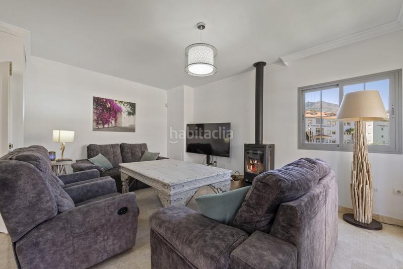 Foto 8a6fa613-4d9e-47e6-802d-07d8bb26d1d7. Maison jumelée avec parking piscine dans Zona Centro Comercial Torrequebrada Benalmádena