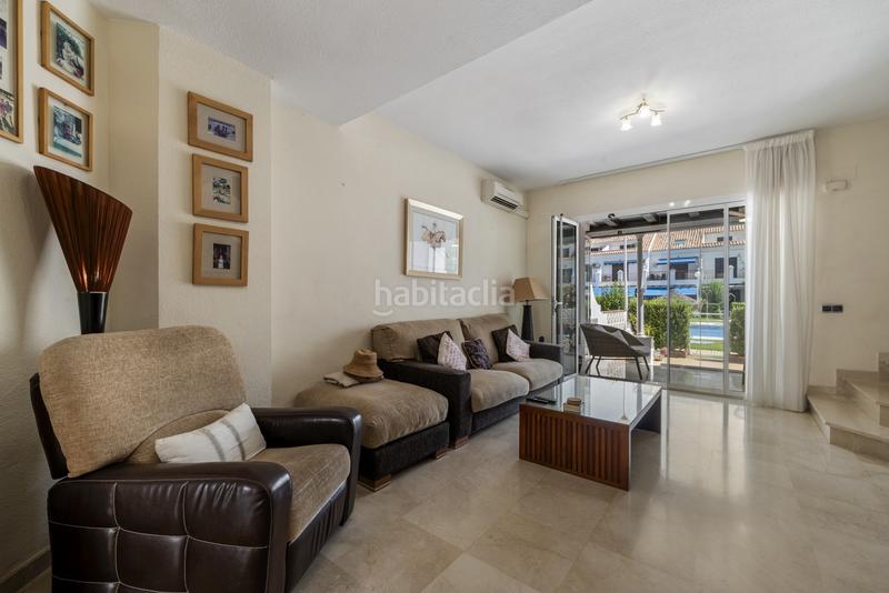 Foto b1c53163-89b4-4e48-bc8e-fe62111049ca. Casa adossada amb piscina a Castillo Sohail - Myramar Fuengirola