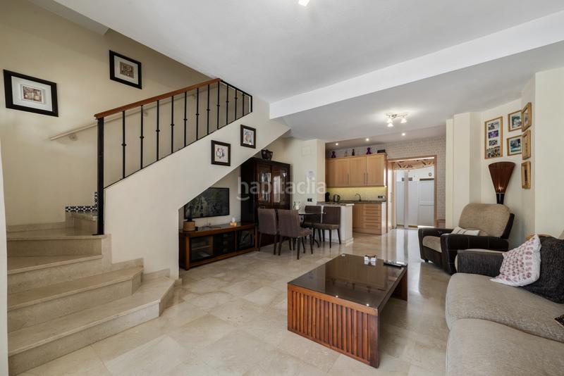 Foto d05a641d-a7cd-44f9-8314-abfab1175480. Casa adossada amb piscina a Castillo Sohail - Myramar Fuengirola
