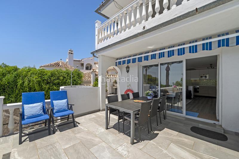 Foto e9d3b374-529e-474a-b799-627114444249. Maison avec parking piscine dans El Faro de Calaburra - Chaparral Mijas