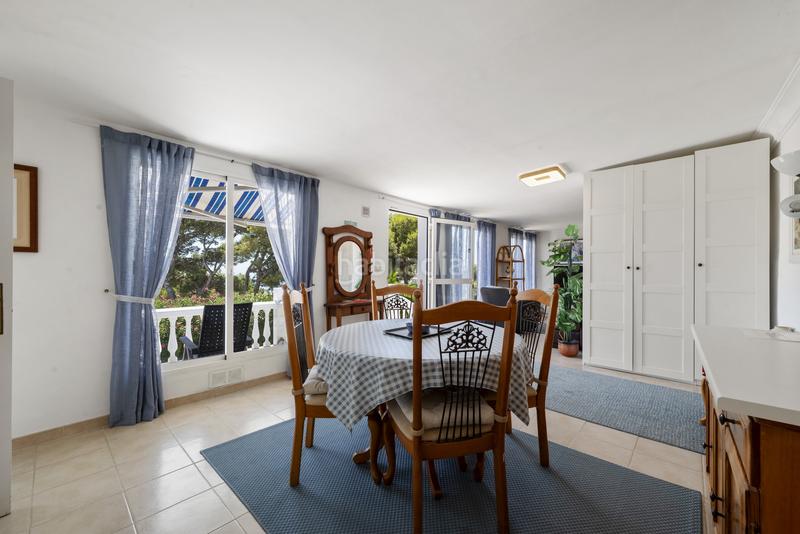 Foto 16fda5e0-3287-4ff5-9f7c-393df057632d. Casa amplia villa de seis dormitorios con vistas panorámicas al mar en cala en Mijas