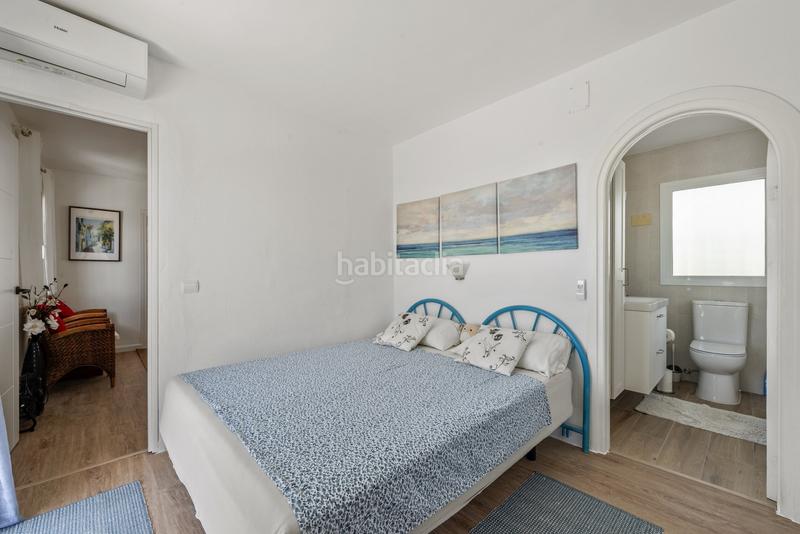 Foto ec6b449f-25f3-4d51-a5bc-3a8f2bb473ae. Casa amplia villa de seis dormitorios con vistas panorámicas al mar en cala en Mijas