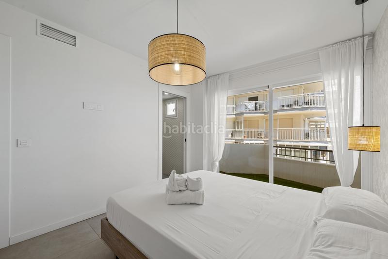 Foto 3a386e09-dae5-4fe5-8067-eec35acc7433. Appartement mit parking in Las Gaviotas - Carvajal Fuengirola