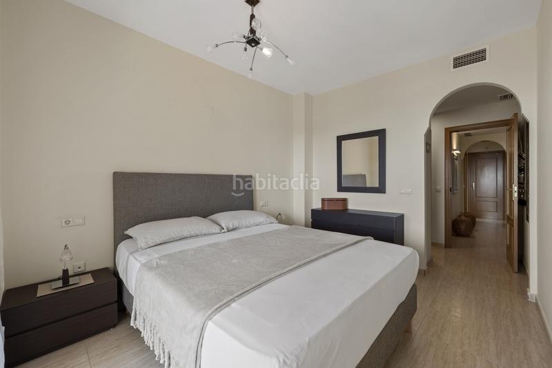 Foto edc7de9d-dd83-4b15-9fde-5185ea08764b. Planta baja amplio apartamento en planta baja con vistas panorámicas al mar en Calahonda, costa en Mijas