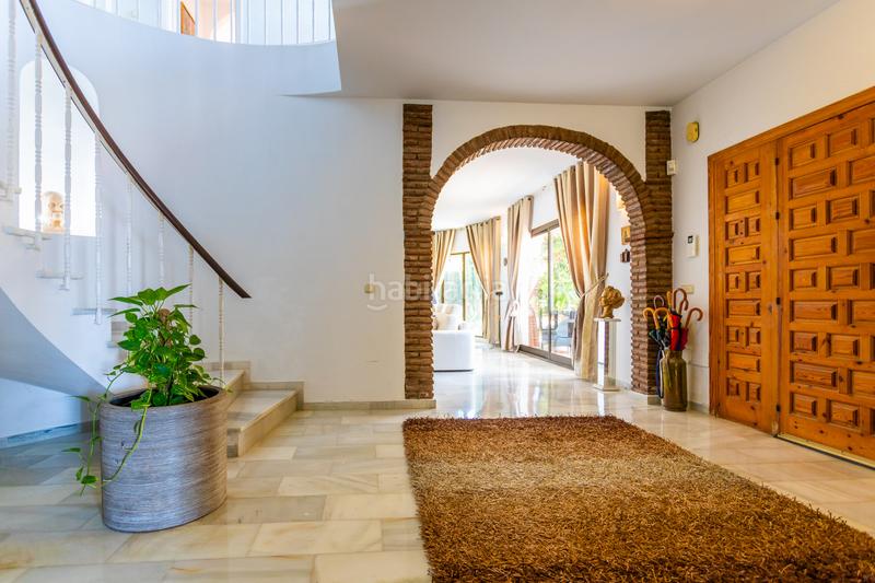 Foto 9de3fa8d-2d01-4681-a897-9c881786d2d2. Casa amplia villa familiar con vistas panorámicas al mar en Calahonda en Mijas