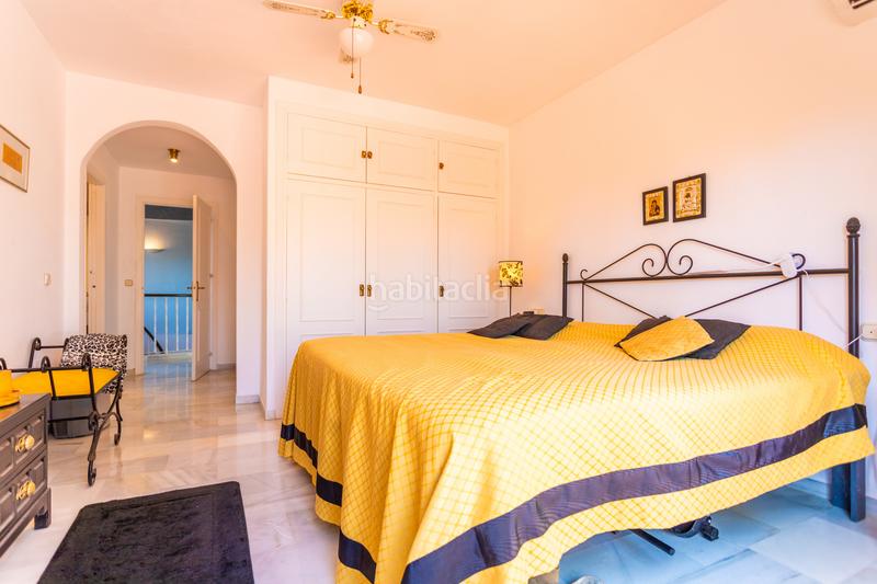 Foto fe367255-e497-4945-9f1d-ad3c686dbae3. Casa amplia villa familiar con vistas panorámicas al mar en Calahonda en Mijas