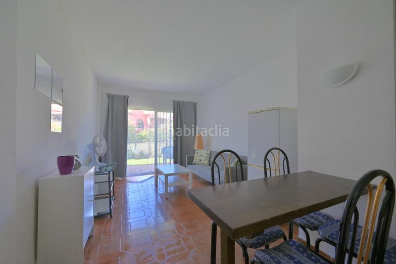 Foto be11503e-b253-4c9f-9dc0-2fa0e4b8fb03. Planta baja apartamento de 1 dormitorio en planta baja en Calahonda en Mijas