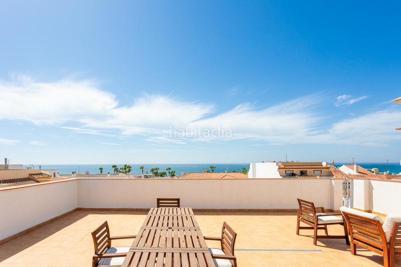 Foto 5e94f007-ca1b-4575-8061-b2d42e2b4196. Edifici a la cala Mijas Mijas