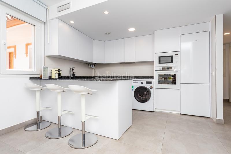 Foto e9b23956-e41c-431d-8479-f224f1b9aaf6. Edifici a la cala Mijas Mijas