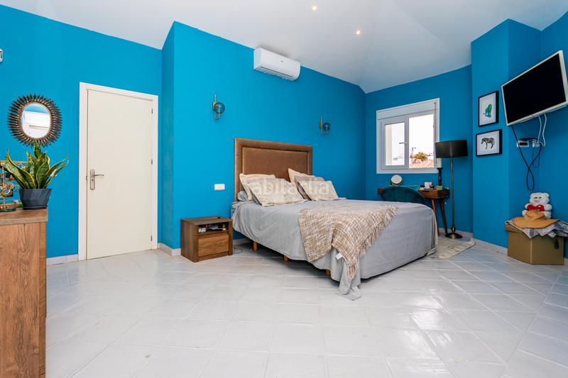 Foto 426e039e-c178-40d4-b1c7-0c488f5b85b0. Casa hermosa villa a solo 300 metros de la playa de el chaparral en Mijas