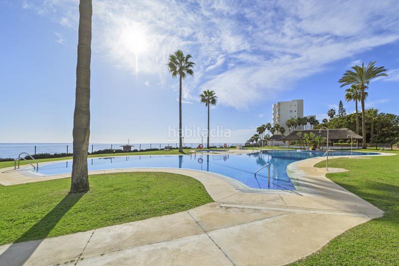 Foto 1eef8070-dec1-41d5-9495-0346f4f4194a. Apartamento amplio apartamento de un dormitorio junto a la playa con impresionantes vistas al mar. en Mijas