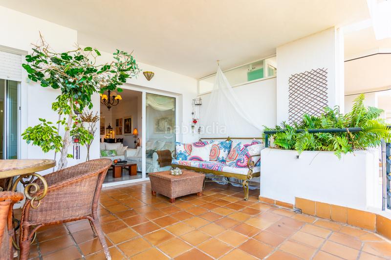 Foto e8f6704b-7ec2-486a-aa63-c8b6dcb94866. Apartamento amplio apartamento de un dormitorio junto a la playa con impresionantes vistas al mar. en Mijas