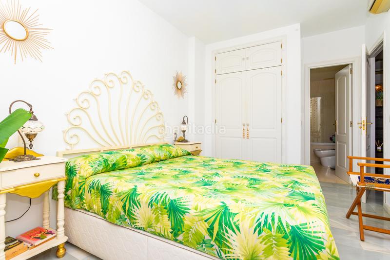 Foto efd70842-dba6-48bb-961f-04ad2792418f. Apartamento amplio apartamento de un dormitorio junto a la playa con impresionantes vistas al mar. en Mijas