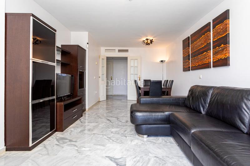 Foto a2184f35-78b4-4ac9-ae45-9f9badcb2246. Planta baja encantador apartamento en esquina en planta baja con amplio jardín y vistas al mar en Riviera del Sol en Mijas