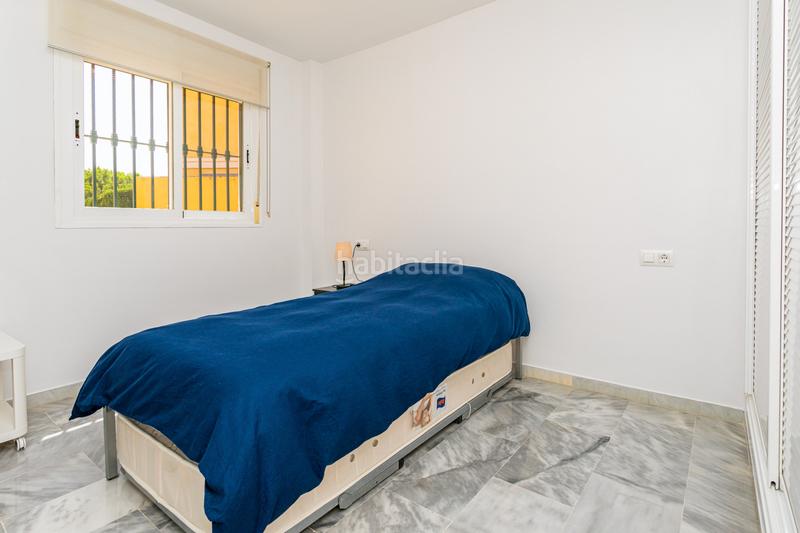 Foto f940751f-c730-49eb-93d4-ea7b4d615b3b. Planta baja encantador apartamento en esquina en planta baja con amplio jardín y vistas al mar en Riviera del Sol en Mijas