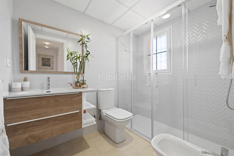 Foto 0dcfe66f-65ce-4eb1-94b9-670f246647dd. Casa impecable villa independiente con piscina privada en Riviera del Sol, costa en Mijas