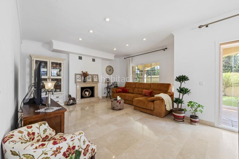 Foto fdb303a0-6f8e-457d-959c-267f26e3c362. Casa impecable villa independiente con piscina privada en Riviera del Sol, costa en Mijas