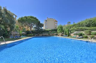 Apartament a Calahonda. Bonito apartamento de un dormitorio en calahonda  a poca distanc