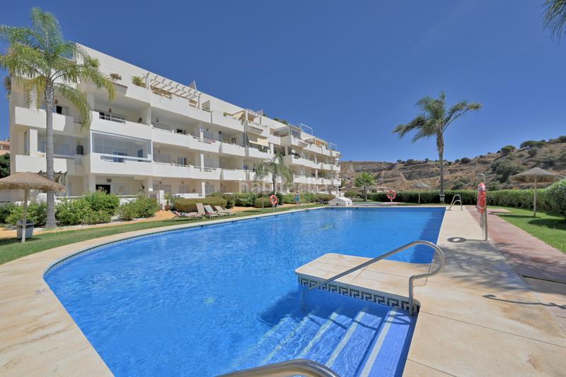 Foto e4d70514-af2f-49cd-966b-c189ab24f936. Apartament amb aparcament piscina a Calahonda Mijas