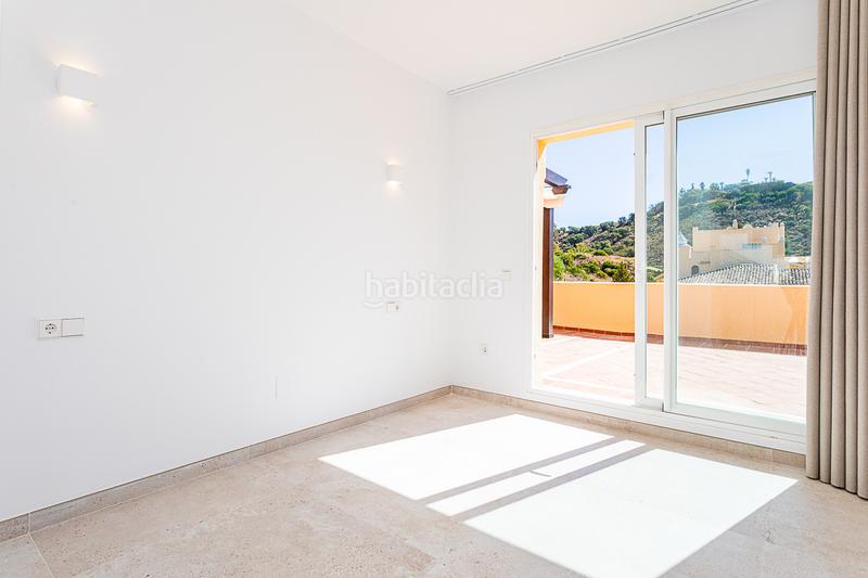 Foto f325a10c-5e63-41a4-b613-47ff4f27586b. Ático impresionante ático dúplex completamente reformado en Elviria, este en Marbella