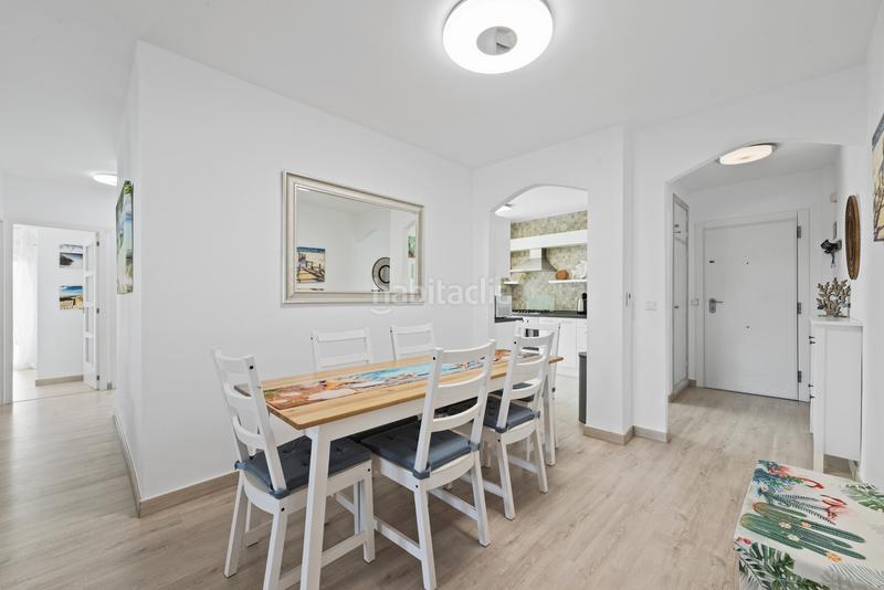 Foto 59a8823a-44a4-42f0-bf25-8370daee4911. Piccolo appartamento con parcheggio piscina in Calahonda Mijas