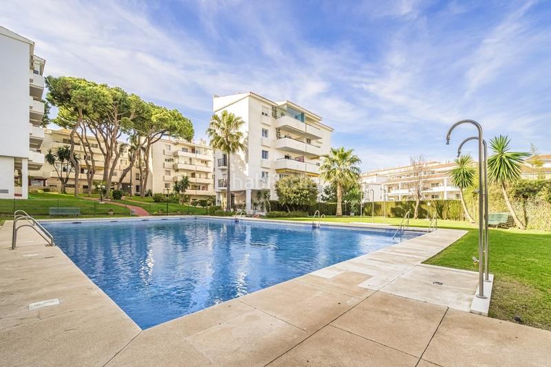 Foto bf2076b2-c52e-4fa0-8f8c-6665184ab22d. Piccolo appartamento con parcheggio piscina in Calahonda Mijas