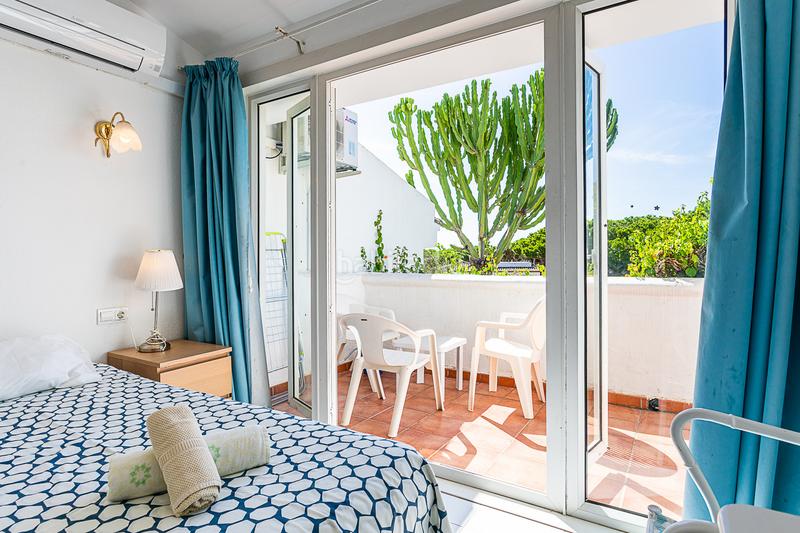 Foto 309eb88d-e05f-4b1c-a126-8a8cb0435b11. Casa adossada amb piscina a Calahonda Mijas