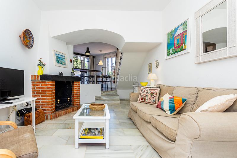 Foto 4d5be530-1932-4baf-806b-92761787bf5f. Casa adossada amb piscina a Calahonda Mijas