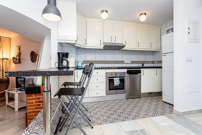 Foto cb1eaea9-ae4b-49a0-94c5-629e487560a2. Casa adossada amb piscina a Calahonda Mijas