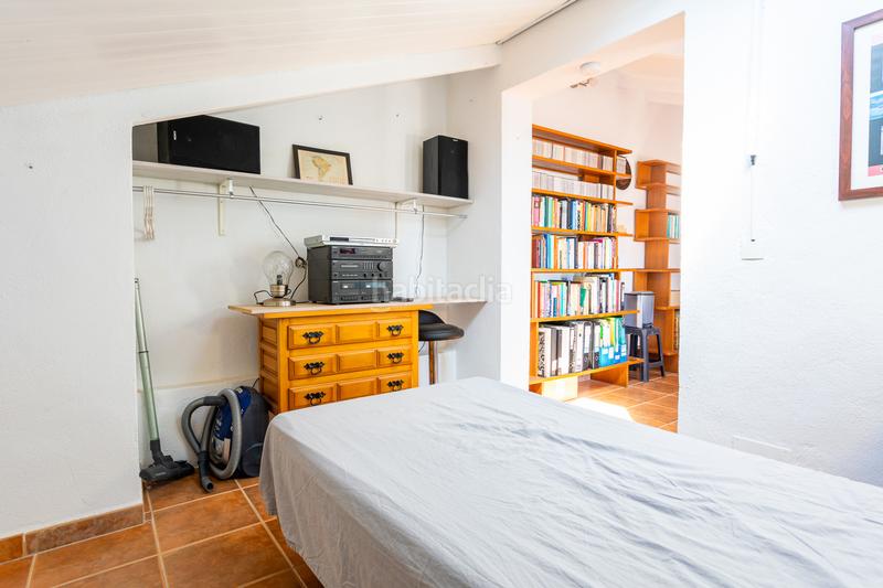 Foto d5554248-9d75-4dd4-baa9-197a1b989b7a. Casa aparellada amb piscina a Calahonda Mijas