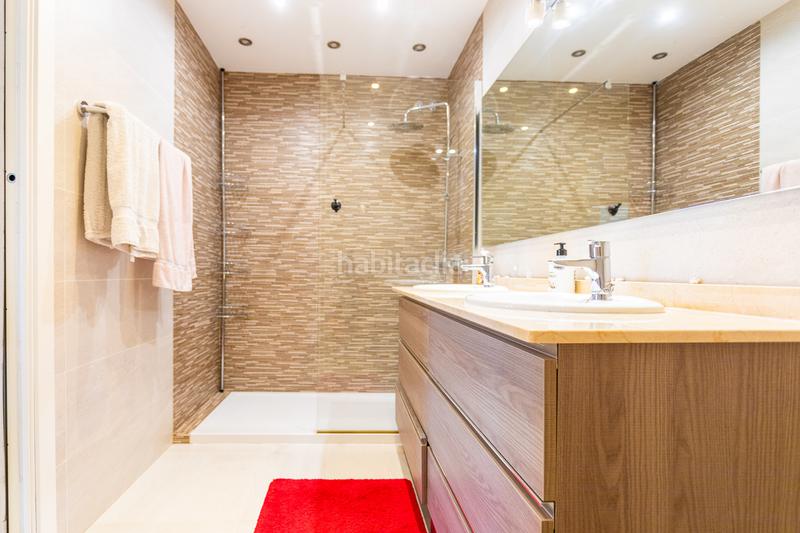 Foto db327d66-5293-4d5f-8d29-410380229d11. Casa aparellada amb piscina a Calahonda Mijas