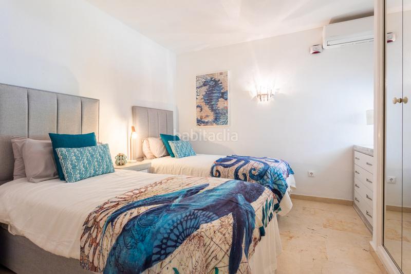 Foto ad4c4dc3-d8cf-486f-9300-046480e79c2e. Piano terra con piscina in Calahonda Mijas