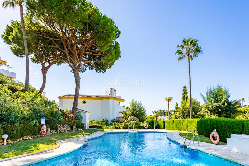 Foto ecdc60bf-f986-42e2-b6bc-d6e8999ddeb8. Piano terra con piscina in Calahonda Mijas