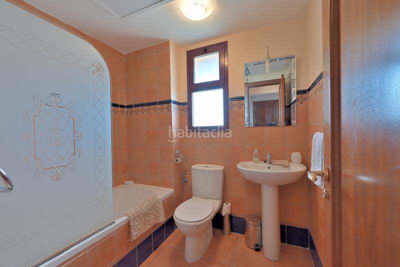 Foto 3b2f63e1-0127-4cdf-a17b-f9ebef93b685. Piccolo appartamento con parcheggio piscina in Calahonda Mijas