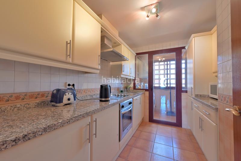 Foto 828479db-9cb0-4cad-890c-f937ce04e610. Piccolo appartamento con parcheggio piscina in Calahonda Mijas