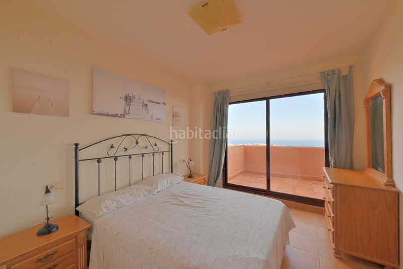 Foto 870b36e9-c308-4b14-b1d5-950408f43c45. Piccolo appartamento con parcheggio piscina in Calahonda Mijas