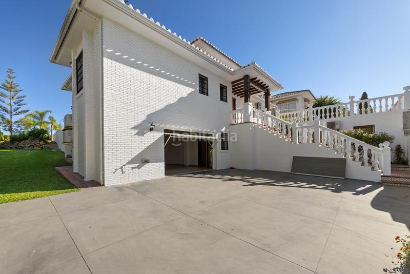 Foto a240a837-4248-46a0-afe5-aa6ba831fed3. Casa con parcheggio piscina in Hipódromo - Cerrado del Águila Mijas