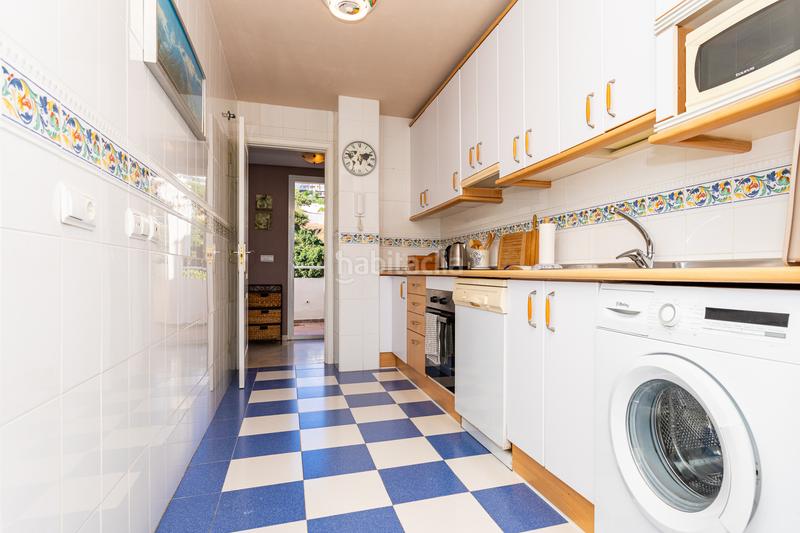 Foto 12d9a5eb-ef19-4fcb-8ce9-76c73e00c166. Àtic amb aparcament piscina a Calahonda Mijas