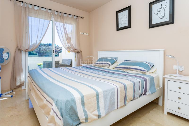 Foto 41be2d28-e32b-4ce0-ba26-ca9b771512e8. Àtic amb aparcament piscina a Calahonda Mijas