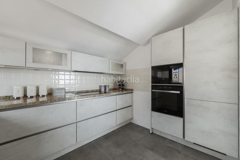 Foto 2db035be-ef79-4c4f-aa8b-f0ebd2b21abf. Ático espectacular ático dúplex con vistas panorámicas en Calahonda, costa en Mijas