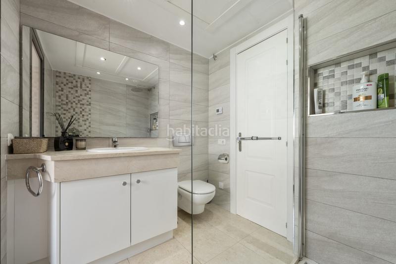 Foto ce9b1b84-2dc8-40c0-a245-ef7f7eede633. Ático espectacular ático dúplex con vistas panorámicas en Calahonda, costa en Mijas