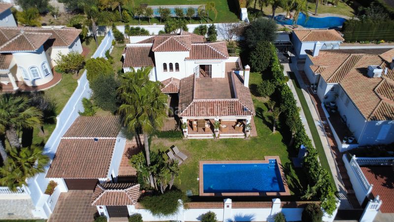 Foto b8ae5772-5c45-45cc-8b48-8bdabd08fb52. Casa amb aparcament piscina a Mijas golf Mijas