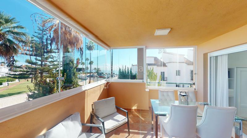 Foto cf947147-81ca-42d7-88ab-2438c5c11609. Apartamento fantástico apartamento esquinero reformado con vistas al mar en alicate playa en Marbella