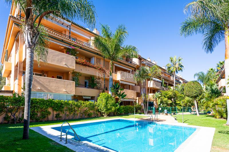 Foto dc8c8397-c873-4bc7-9195-b90b177c1157. Apartamento fantástico apartamento esquinero reformado con vistas al mar en alicate playa en Marbella