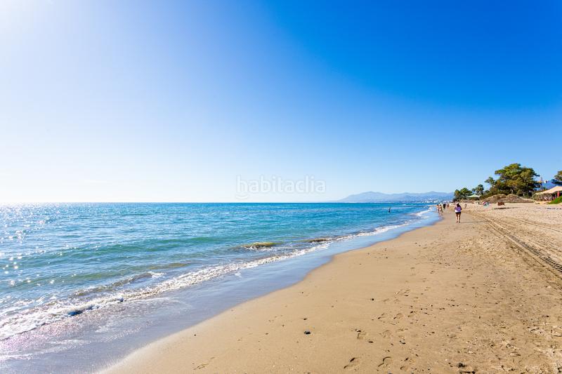 Foto fd59ca91-1f44-48bd-b0f4-fdeec13787b3. Apartamento fantástico apartamento esquinero reformado con vistas al mar en alicate playa en Marbella