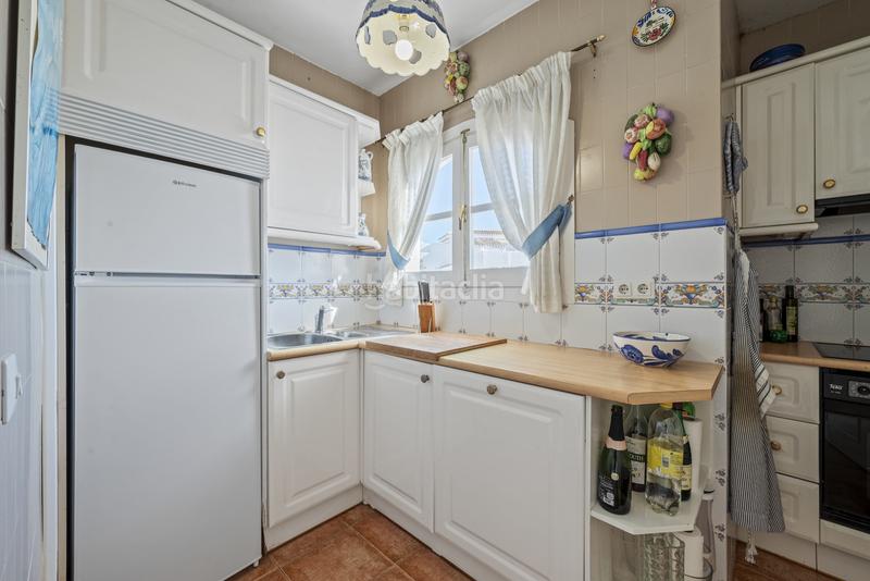 Foto b139693a-7400-42e1-865d-817eeca5938e. Àtic amb piscina a Calahonda Mijas