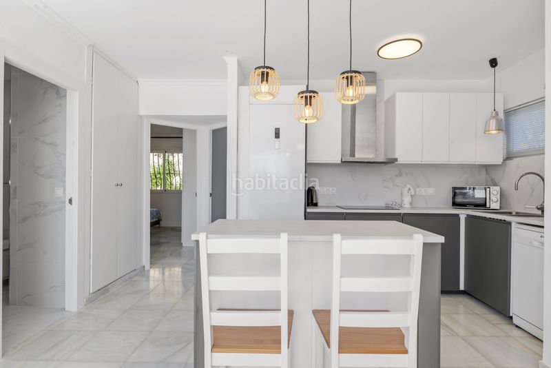Foto 2e9a72a8-b339-4356-81bd-e69b7af649be. Casa amb aparcament a Torreblanca del Sol Fuengirola