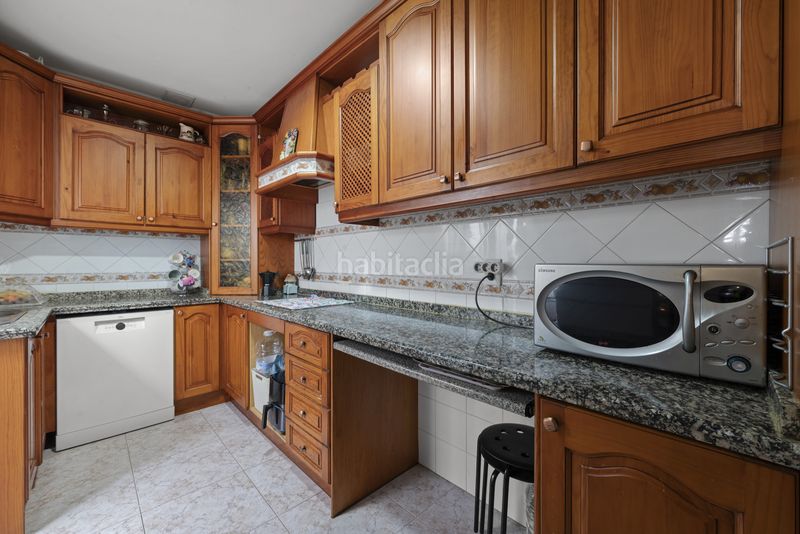 Foto b82cd8e5-b7e1-4db4-b54f-37776b91d582. Casa adossada amb aparcament a Los Ríos Mijas
