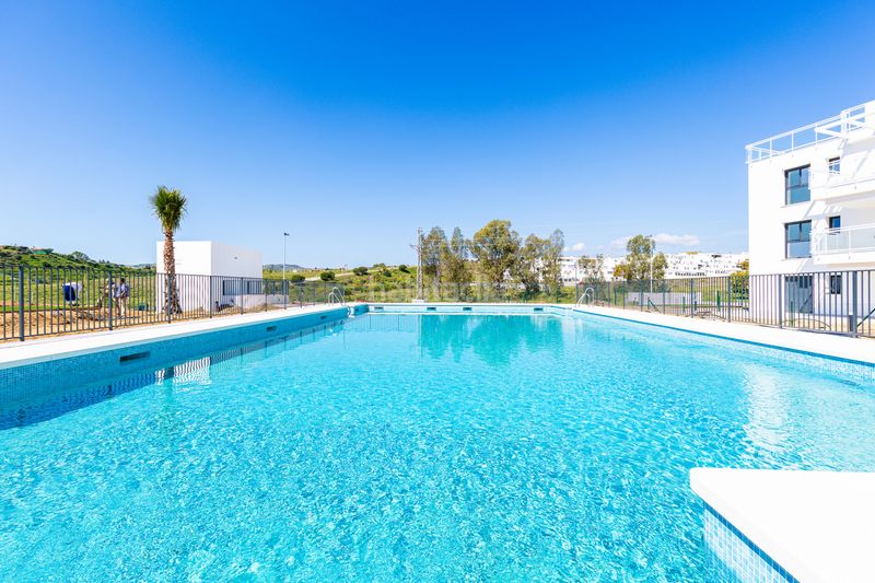 Foto 8db688ed-d13d-4b92-8c70-7c0cbe6df66d. Àtic amb aparcament piscina a La Cala Golf - Lagar Martell Mijas